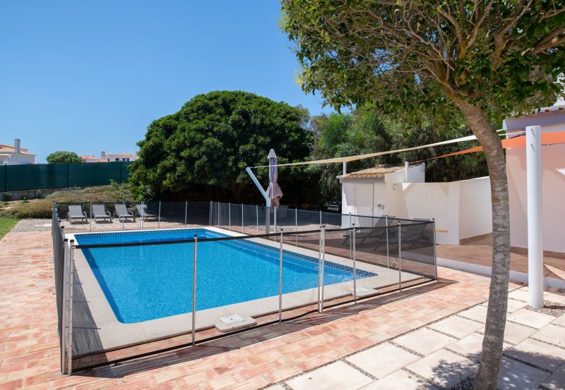 Child-Resistant Mesh Barrier